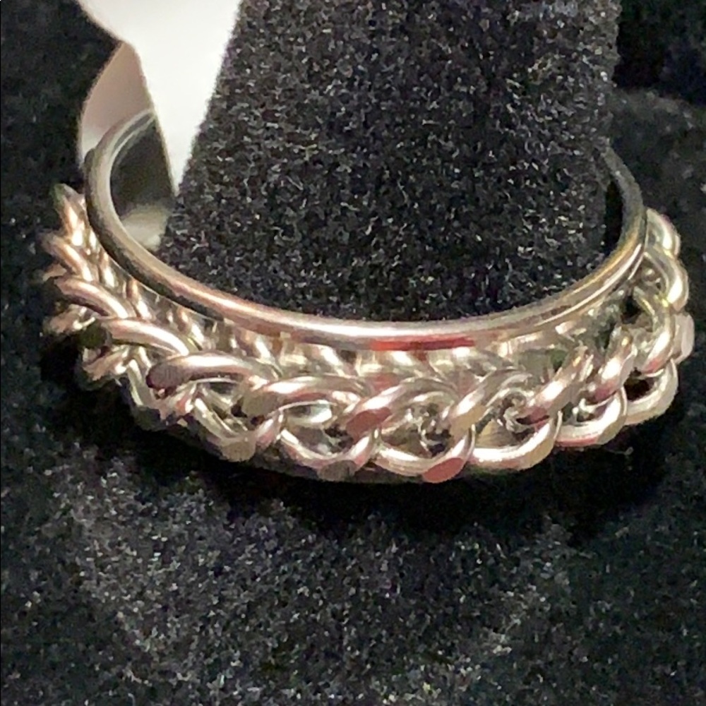 SALE!! Spinner ring Chain link on band ring size 11.5 NWT.